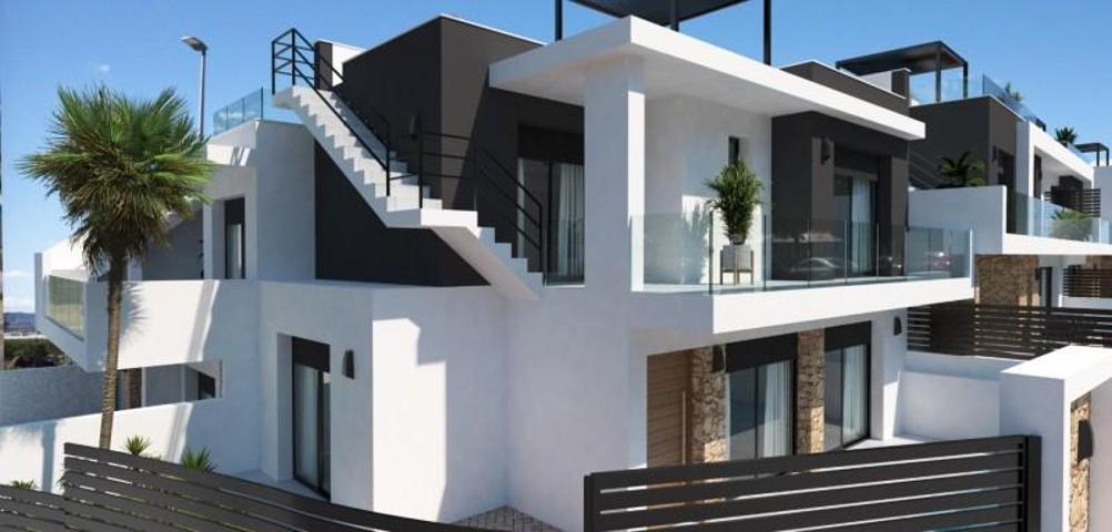 Chalet en venta en Los Montesinos, Costa blanca sur photo 0
