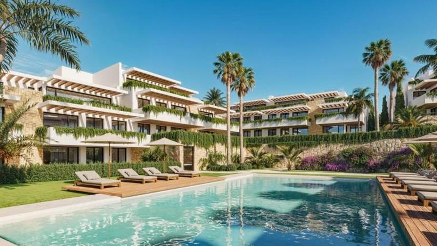 Apartamento en venta en Estepona, Arroyo Enmedio, Estepona West photo 0