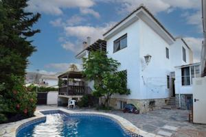 Casa en venta en Motril photo 0