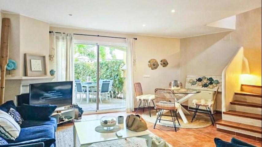 Bungalow en venta en Denia, LM HASTA KM.3, 1ª LINEA photo 0