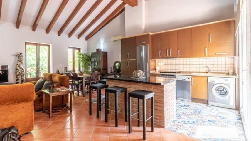 Edificio en venta en Denia, CIU CENTRO photo 0