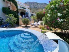 Chalet en venta en Denia, Zona Montgó photo 0