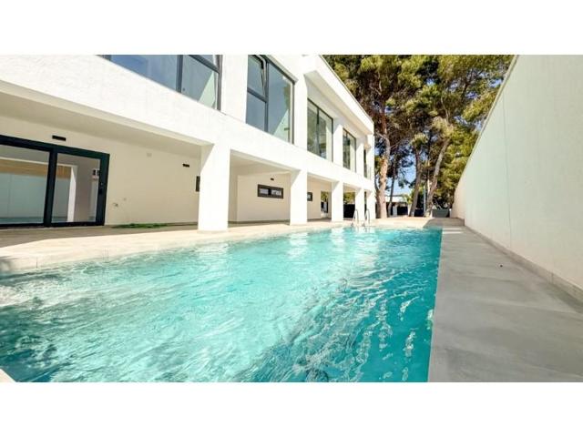 Chalet en venta en Torrevieja photo 0