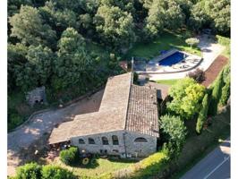 Casa con terreno en venta en Crespià, Batllori photo 0