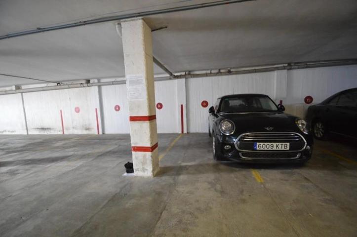 Parking en venta en Almería, Zapillo photo 0