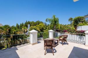 Chalet en alquiler en Marbella, Marbella - Huerta Belón photo 0