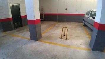 Garaje en venta en Torremolinos, Playamar photo 0