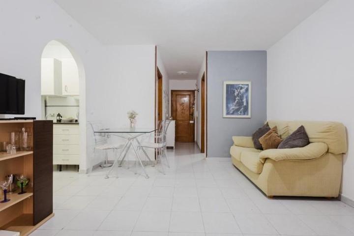 Apartamento en venta en Torrevieja photo 0