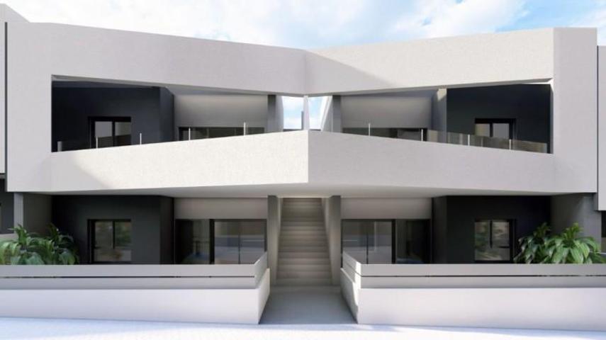 Apartamento en venta en San Miguel de Salinas photo 0