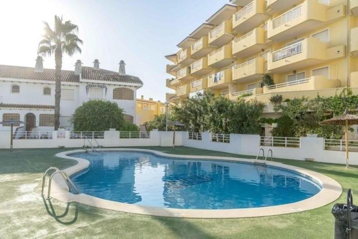 Apartamento en venta en Orihuela Costa, Campoamor photo 0