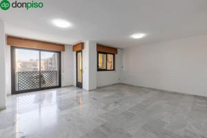 Piso en venta en Almuñécar, ALMUÑECAR CENTRO photo 0