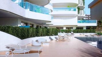 Apartamento en venta en Fuengirola, Paseo Marítimo photo 0