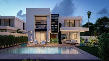 Chalet en venta en Benidorm photo 0