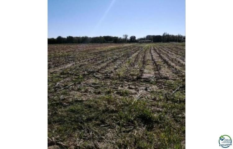 Terreno en venta en Girona photo 0