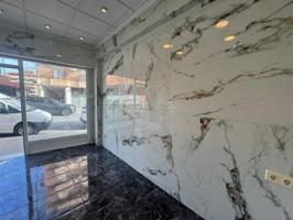 Local comercial en venta en Petrer, Comunidad valenciana photo 0
