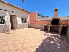Bungalow en venta en Torrevieja, Torreta photo 0