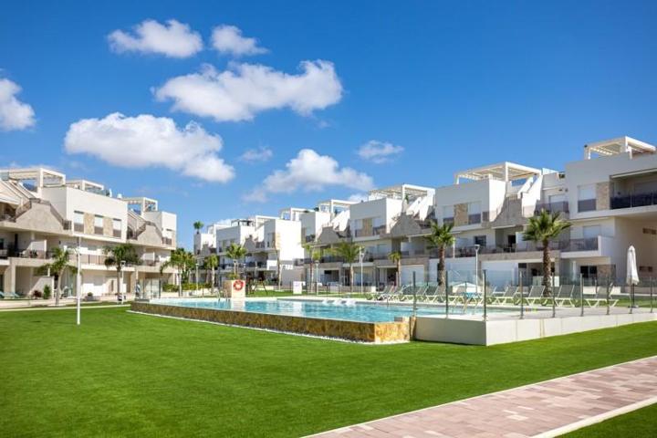Apartamento en venta en Guardamar del Segura photo 0
