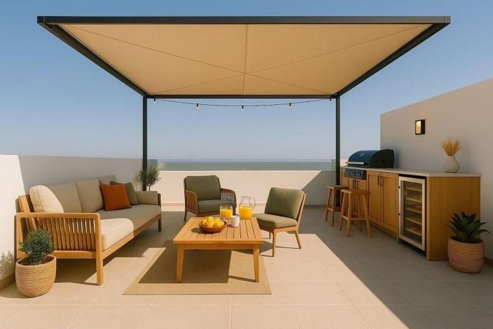 Apartamento en venta en Guardamar del Segura photo 0