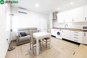 Planta baja en venta en Granada, La Chana photo 0