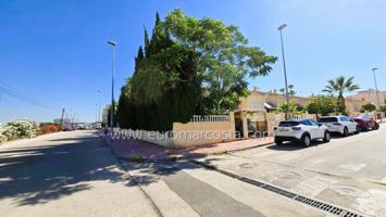 Chalet en venta en Guardamar del Segura, EL MOLL photo 0
