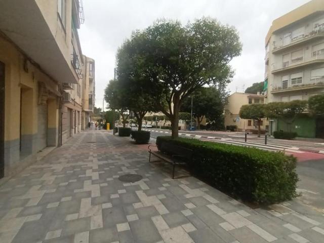 Local comercial en alquiler en Biar, Avenida de alicante photo 0