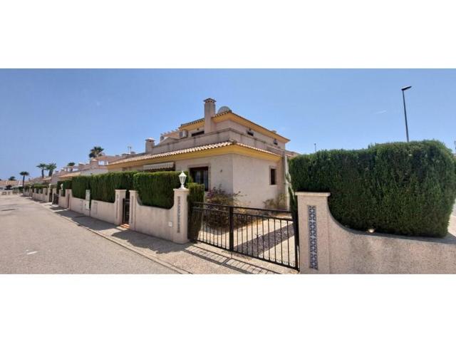 Chalet en venta en Orihuela, Villamartín - Las Filipinas photo 0