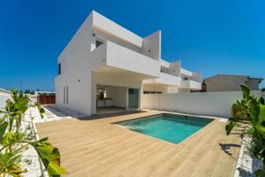 Chalet en venta en El Verger, Casco Urbano photo 0