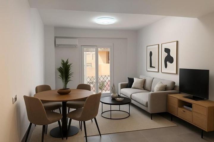 Piso en venta en Valencia, Marxalenes photo 0