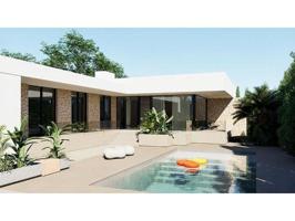 Chalet en venta en Torrevieja, El Chaparral photo 0