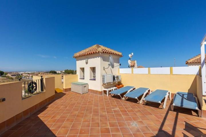 Apartamento en venta en Orihuela Costa photo 0