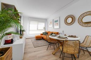 Apartamento en venta en Orihuela Costa, Villamartin photo 0