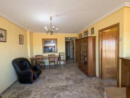Apartamento en venta en Torrevieja, Punta Prima photo 0