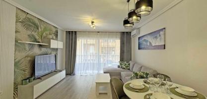 Apartamento en venta en Torrevieja photo 0