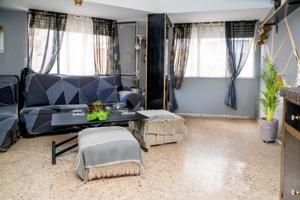 Piso en venta en Denia, Dénia photo 0