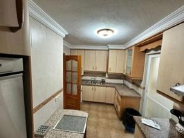 Apartamento en venta en San Luis de Sabinillas, San Luis de Sabinillas photo 0