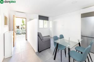 Apartamento en venta en Granada, Granada photo 0