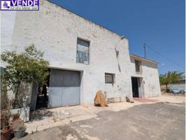 Casa con terreno en venta en Villena, Villena photo 0