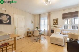 Apartamento en venta en Granada, Triunfo Jardin photo 0