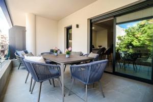 Apartamento en venta en Torrevieja photo 0