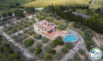 Chalet en venta en Sant Climent Sescebes, Casc urbà photo 0