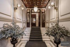 Apartamento en venta en Madrid, Recoletos photo 0