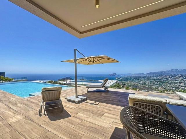 Chalet en venta en Benitachell, Jazmines photo 0