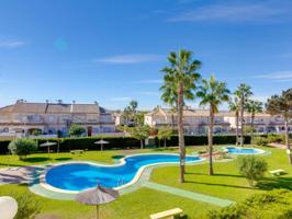 Apartamento en venta en Torrevieja, Aguas Nuevas photo 0