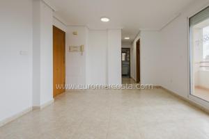 Apartamento en venta en Torrevieja photo 0