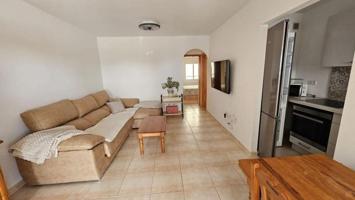 Adosada en venta en Torrevieja photo 0