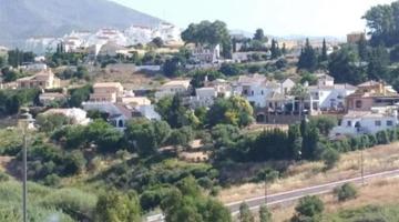 Terreno en venta en Estepona, Valle Romano Golf photo 0