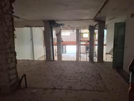 Local comercial en venta en Alhaurín de la Torre, Jardines de Alhaurín-Huerta Alta-Fuensanguínea photo 0