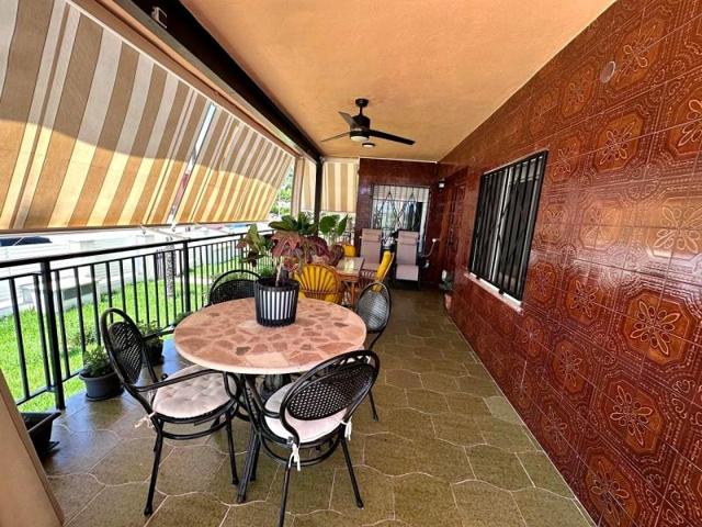 Piso en venta en Benicàssim photo 0