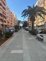 Local comercial en venta en Denia photo 0