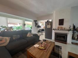 Adosada en venta en La Nucia, Panorama photo 0
